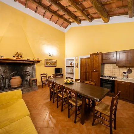 L'elce Farm stay *