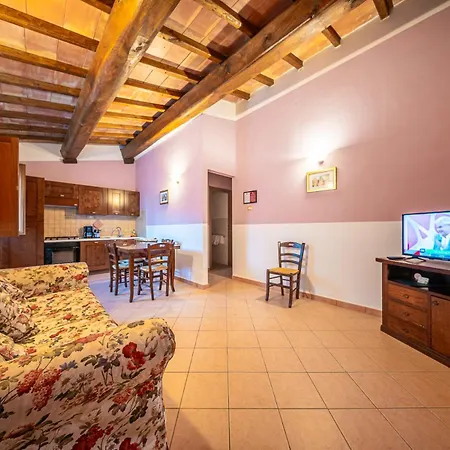 L'elce Farm stay